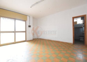 Foto 2 - Locale Commerciale via stanis manca, Sassari - foto 2