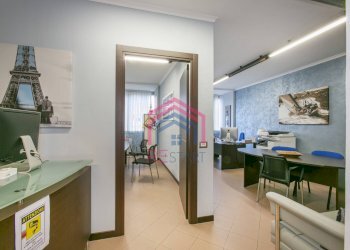 Foto 8 - Ufficio Via del Mare
 
2D, Pomezia - foto 8