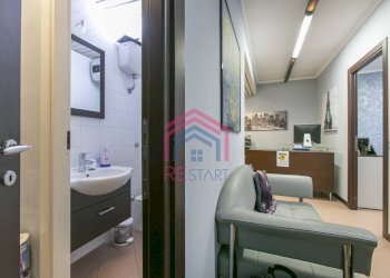 Foto 11 - Ufficio Via del Mare
 
2D, Pomezia - foto 11