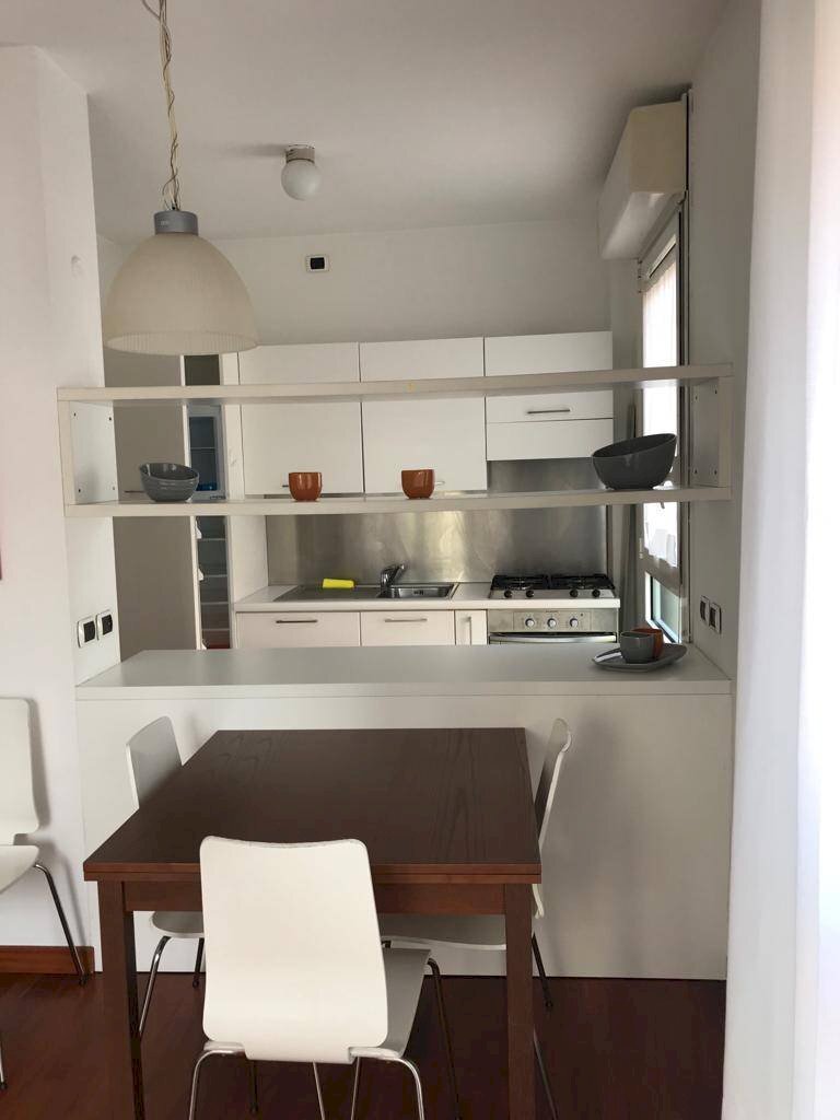 Foto 1 - Bilocale Via Gozzi
 
2, Varese - foto 1