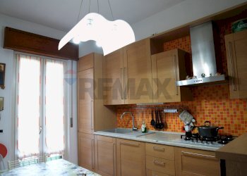 Cucina - Trilocale Capriate San Gervasio - foto 4