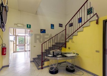 Scale - Capannone Vimodrone - foto 14