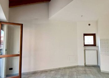 Cucina - Bilocale via Zara, 6, Grugliasco - foto 16