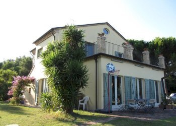 Facciata - Rustico contrada Mezzavia, Potenza Picena - foto 2