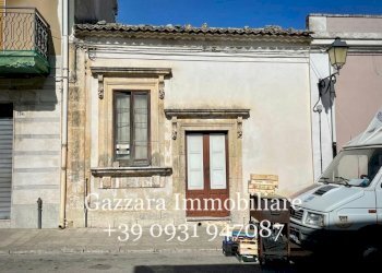 Foto 2 - Casa indipendente vittorio emanuele
 
306, Canicattini Bagni - foto 2