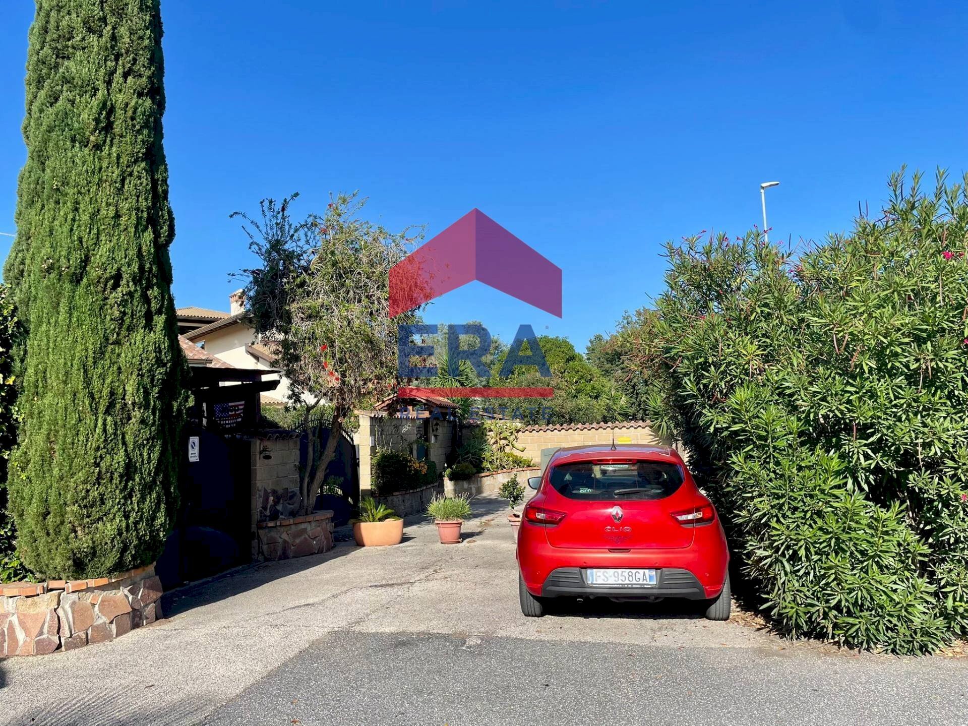 Foto 2 - Villa a Schiera Via Dobbiaco
 
32B, Roma - foto 2