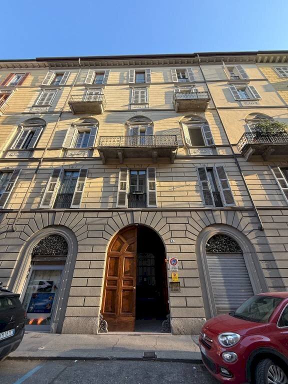 Facciata - Appartamento via Melchiorre Gioia, 4, Torino (zona Centro) - foto 1