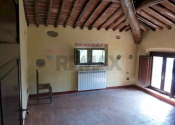 Stanza vuota - Casa semi indipendente via di nozzano
 
244, Lucca - foto 8