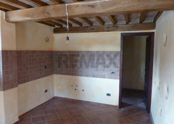 Stanza vuota - Casa semi indipendente via di nozzano
 
244, Lucca - foto 10