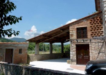 Casa all\'aperto - Casa semi indipendente via di nozzano
 
244, Lucca - foto 13