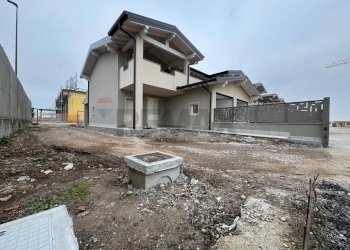 Casa all\'aperto - Quadrilocale via caduti di nassiriya
 
snc, Bagnolo Mella - foto 13