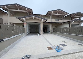 Terrazza - Quadrilocale via caduti di nassiriya
 
snc, Bagnolo Mella - foto 25