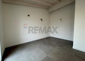 Stanza vuota - Quadrilocale via caduti di nassiriya
 
snc, Bagnolo Mella - foto 43