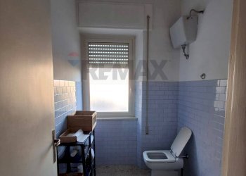 Bagno - Office via Maria
 
65, Frosinone - photo 10