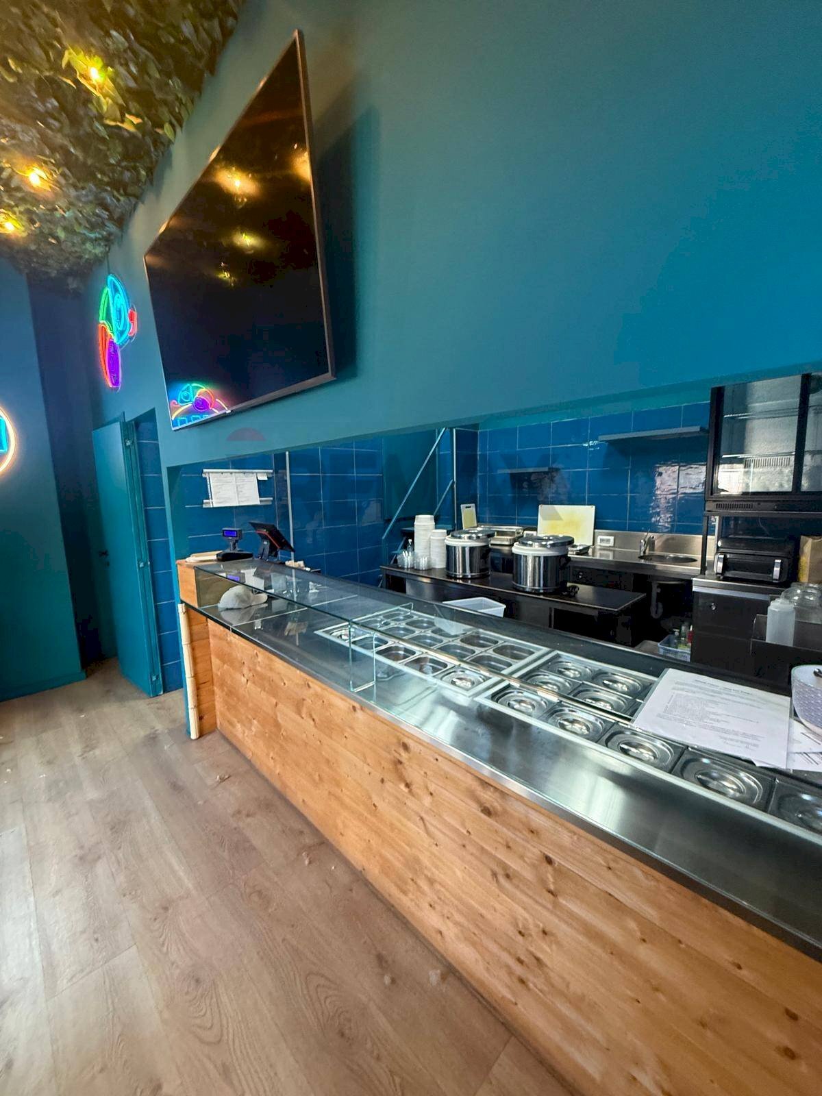 Bagno - Commercial Activity via Guido Reni
 
30/A, Roma - photo 1