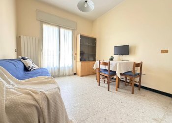 Foto 2 - Bilocale Via Cristoforo Colombo
 
31, Diano Marina - foto 2