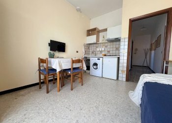 Foto 3 - Bilocale Via Cristoforo Colombo
 
31, Diano Marina - foto 3