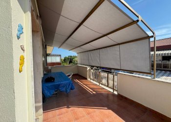 Foto 1 - Trilocale via lago di como
 
14, Pomezia - foto 1