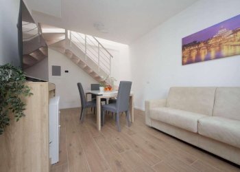 soggiorno - Bed & Breakfast via dei Sabelli, 112, Roma - photo 2