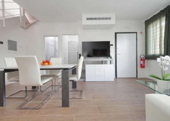 soggiorno - Bed & Breakfast via dei Sabelli, 112, Roma - photo 5