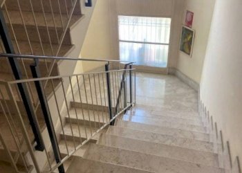 Interno palazzo - Trilocale corso Monte Cucco, 60, Torino (zona Pozzo Strada) - foto 6