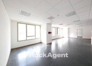 Ufficio via Enrico Albareto, 21, Genova (zona Sestri Ponente) - foto 3