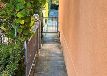 Scala - Villa a Schiera viale Roma, 383, Massa - foto 5