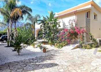 Giardino - Villa C.DA FRAGINESI, 17A/B, Castellammare del Golfo - foto 2