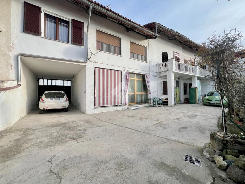 Semi-detached house Via Airali Marmorito, Passerano Marmorito - photo 1
