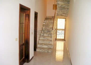 ingresso disimpegno - Casa indipendente via Mazzini 134, Viareggio - foto 2