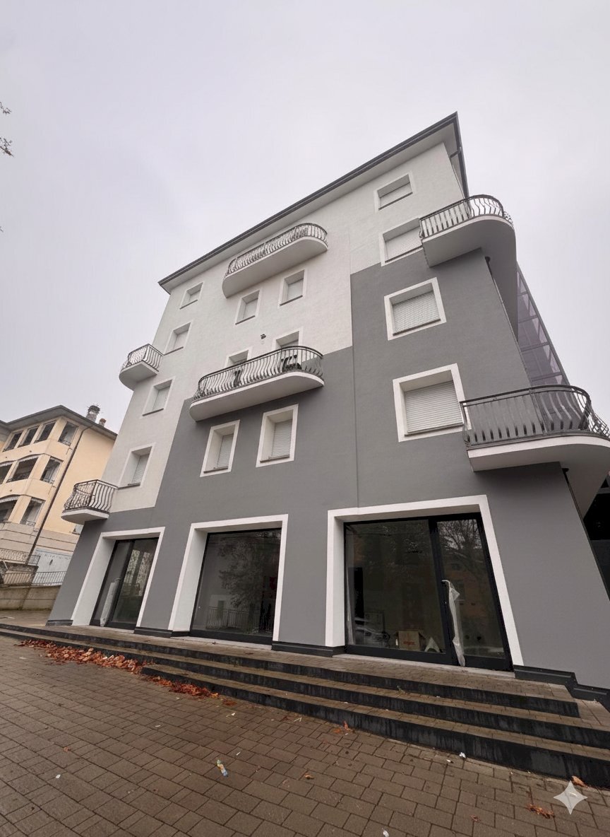 Gemini_Generated_Image_us2hw4us2hw4us2h.png - Locale Commerciale Via XXIV Maggio 25, Fornovo di Taro - foto 2