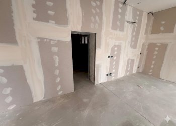 Gemini_Generated_Image_a896n0a896n0a896.png - Locale Commerciale Via XXIV Maggio 25, Fornovo di Taro - foto 6