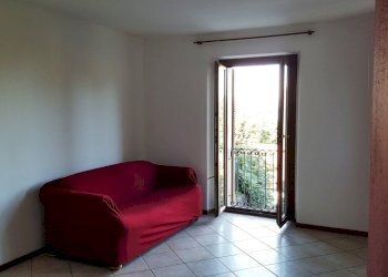 20160919_171139.jpg - Quadrilocale Via Manzoni 1, Arona - foto 5