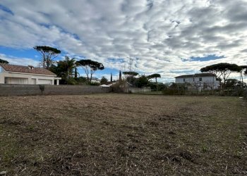 911ff03e-1f6e-475a-abbb-745598bb1eeb.jpg - Terreno edificabile Via San Felice Circeo 265, Terracina - foto 1