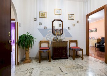 Ingresso - Quadrilocale Piazza dei Consoli, Roma - foto 14