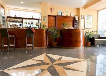 bar3.jpg - Commercial Premises Rimini - photo 2