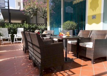 2.jpg - Commercial Premises Rimini - photo 6