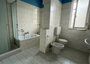 IMG_6849.jpg - Quadrilocale Strada del Drosso 184, Torino (zona Mirafiori Sud) - foto 7