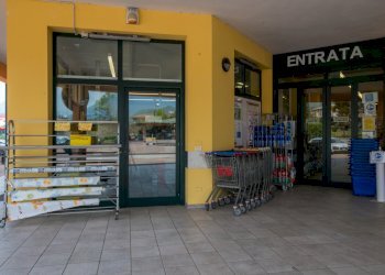 _DSC7859-HDR.JPG - Supermercato - Minimarket VIA MAGNO  20F, Sabbio Chiese - foto 2