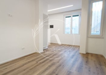 WhatsApp Image 2026-01-09 at 18.14.46 (2).jpeg - Trilocale Piazza Guglielmo Marconi, Savona - foto 12