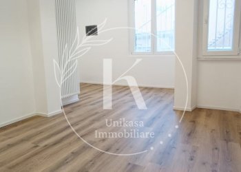 WhatsApp Image 2026-01-09 at 18.14.47.jpeg - Trilocale Piazza Guglielmo Marconi, Savona - foto 13