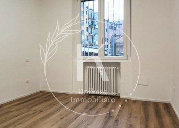 WhatsApp Image 2026-01-13 at 10.20.12 (4).jpeg - Trilocale Piazza Guglielmo Marconi, Savona - foto 21