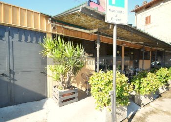 INGRESSO - Locale Commerciale Via Frà Filippo Longo 999, Magione - foto 18