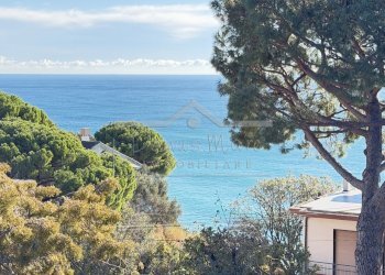 IMG_9717.JPG - Villa Via Bricco del Poggio 32, Savona - foto 1