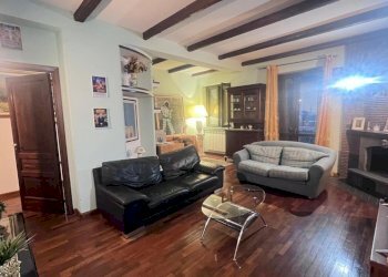 WhatsApp Image 2025-12-05 at 16.55.30.jpeg - Quadrilocale Tremestieri Etneo - foto 1