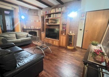 WhatsApp Image 2025-12-05 at 16.55.31 (1).jpeg - Quadrilocale Tremestieri Etneo - foto 2