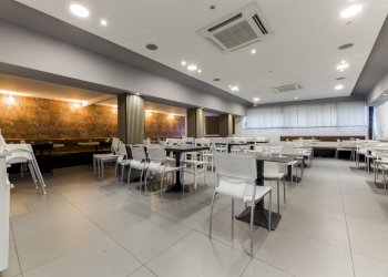 IMG_2889.jpg - Locale Commerciale Via Redipuglia 1, Genova (zona Quarto) - foto 2