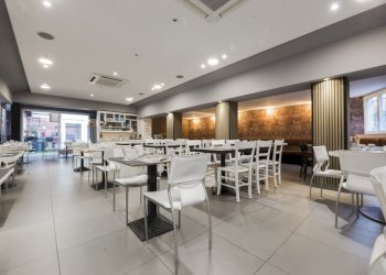 IMG_2890.jpg - Locale Commerciale Via Redipuglia 1, Genova (zona Quarto) - foto 3