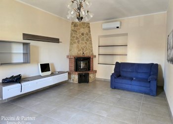 04.jpg - Casa indipendente Piazzale Umbria, Castiglione del Lago - foto 4