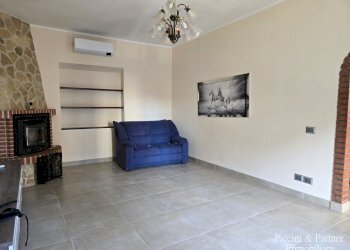 05.jpg - Casa indipendente Piazzale Umbria, Castiglione del Lago - foto 5